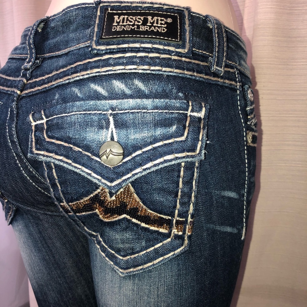 Signature Miss Me Jeans w/ Gold Sequins